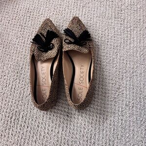 Sole Society Tan and Black Loafers